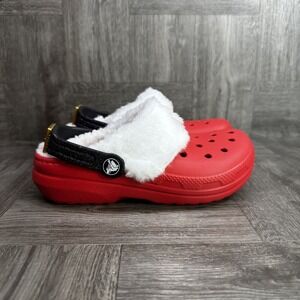 CROCS Classic Kids size 3 Red White Santa Lined Clog